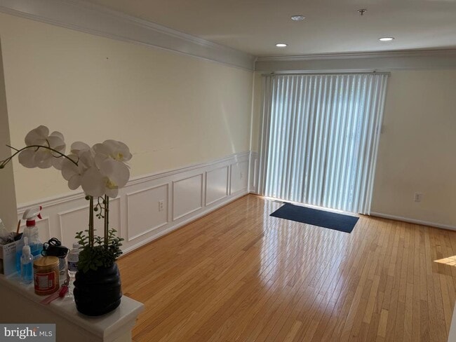 1835 Staley Manor Dr in Silver Spring, MD - Building Photo - Building Photo