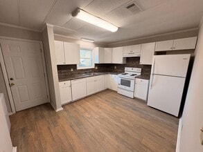 195 Nunnally St in Athens, GA - Building Photo - Building Photo