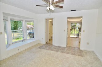 411 San Miguel Ave in North Port, FL - Building Photo - Building Photo