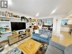 31 Clearview Dr in Cambridge, ON - Building Photo - Building Photo