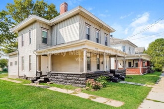 235 W Church St in Newark, OH - Building Photo - Building Photo