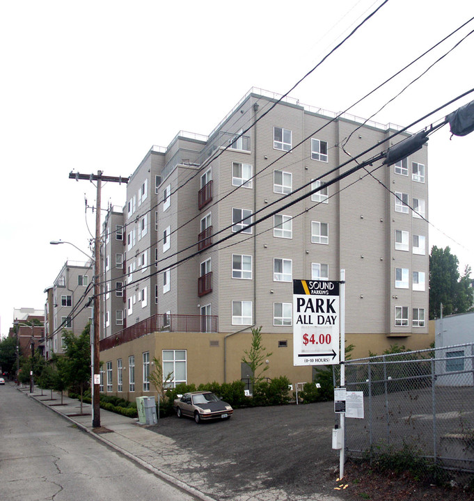 The Allegro Apartments in Seattle, WA - Building Photo