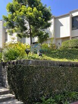 3608 W Estates Ln in Rolling Hills Estates, CA - Building Photo