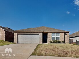 10529 NW 19th St in Oklahoma City, OK - Building Photo