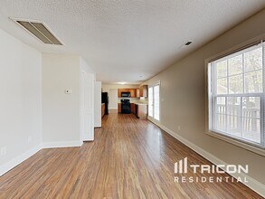 3453 Sunset Rd in Charlotte, NC - Building Photo - Building Photo