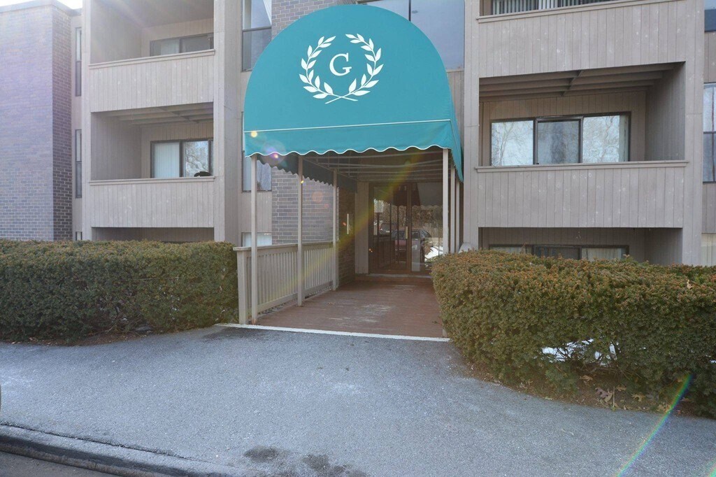 16 Shrewsbury Green Dr-Unit -B in Shrewsbury, MA - Building Photo