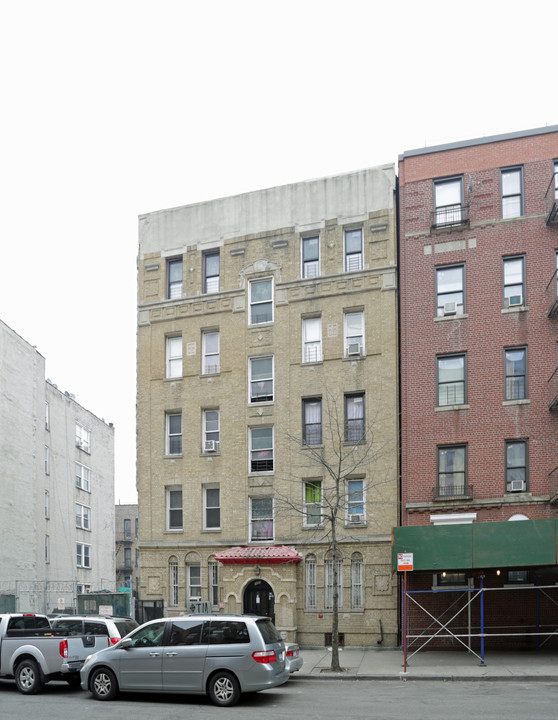 2608 Briggs Ave in Bronx, NY - Building Photo