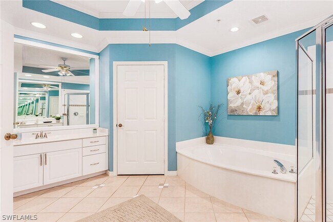 property at 2130 Aberdeen Ln