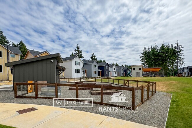 Trestlewood Townhomes in Olympia, WA - Building Photo - Building Photo
