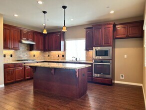 104 Rancho Del Cerro in Ridgecrest, CA - Building Photo - Building Photo