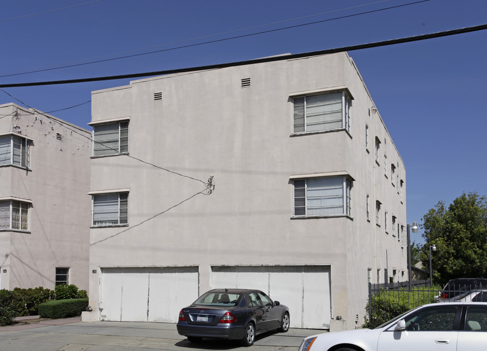 158 W Broadmoor Blvd in San Leandro, CA - Foto de edificio