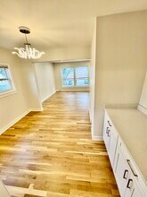 171 E Van Buren St in Elmhurst, IL - Building Photo - Building Photo