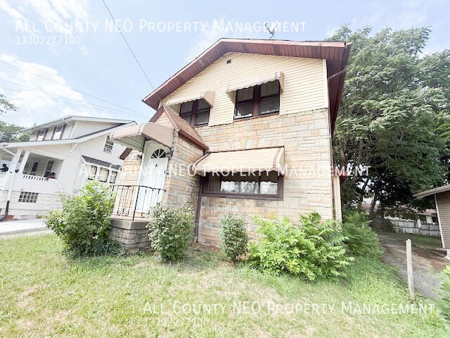 897 McKinley Ave in Akron, OH - Building Photo - Building Photo