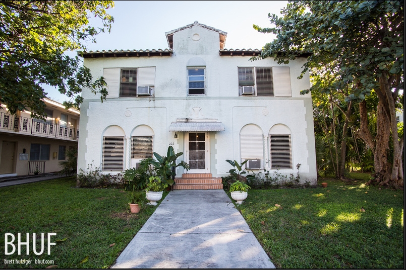 218 Phoenetia Ave in Coral Gables, FL - Building Photo