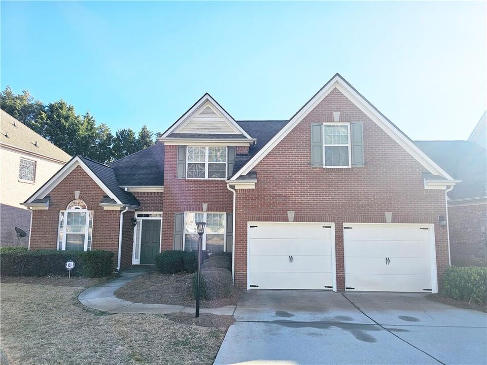 2742 Apple Orchard Trail SW in Snellville, GA - Building Photo