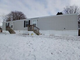 65 Bel-Aire Dr in Madison, WI - Building Photo