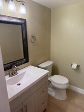 2304 Ironbark Dr in Oxnard, CA - Building Photo - Building Photo