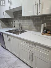 7430 Copenhagen Rd in Mississauga, ON - Building Photo - Building Photo