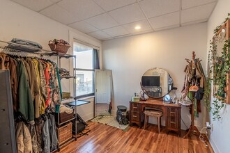 501 S Front St, Unit B in Mankato, MN - Building Photo - Building Photo