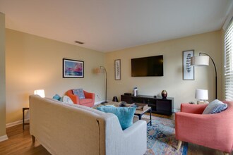 1312 Hawkins St in Nashville, TN - Foto de edificio - Building Photo