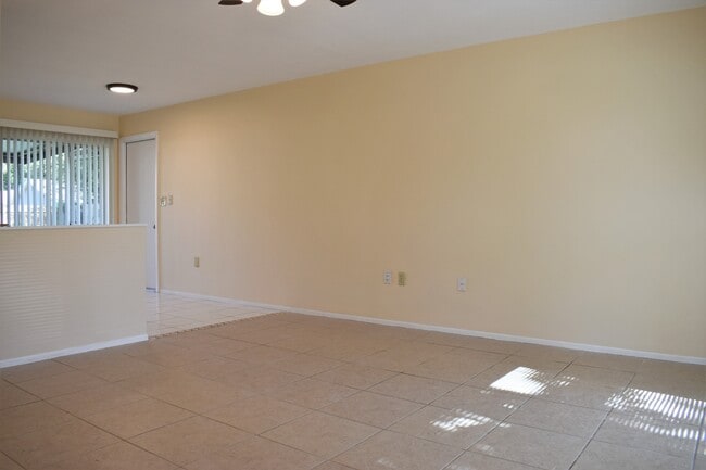 3129 Vanceboro St in New Port Richey, FL - Foto de edificio - Building Photo