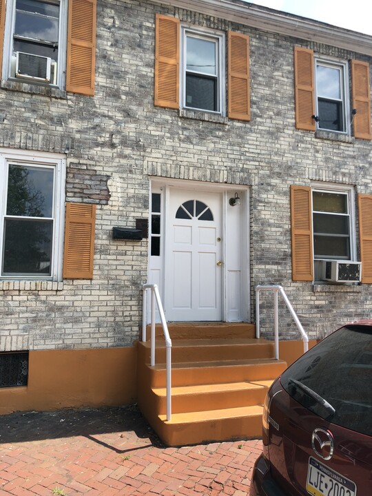 1341 S 12th St, Unit Apartamento in Harrisburg, PA - Building Photo