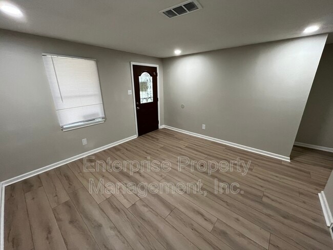 865 Haynes St in Memphis, TN - Building Photo - Building Photo