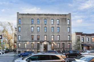 586 74th St in Brooklyn, NY - Foto de edificio - Building Photo