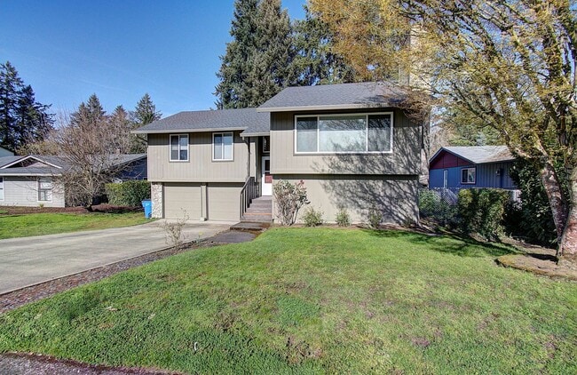 6510 NW Bernie Dr in Vancouver, WA - Building Photo - Building Photo