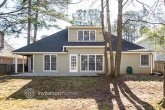3475 Whisperwood Ct NW in Marietta, GA - Foto de edificio - Building Photo