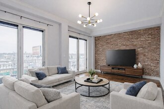 3630 N Harlem Ave, Unit 406 in Chicago, IL - Building Photo - Building Photo