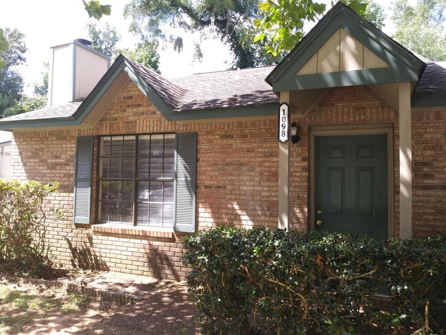 1098 Rockbrook Ct in Tallahassee, FL - Building Photo - Building Photo