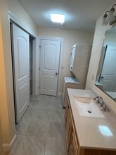 9585 Maynard Dr in Marcy, NY - Building Photo - Building Photo