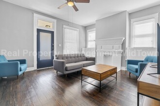 301 S Edgefield Ave in Dallas, TX - Building Photo - Building Photo