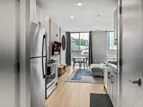 626 N Delaware Ave in Philadelphia, PA - Building Photo - Building Photo