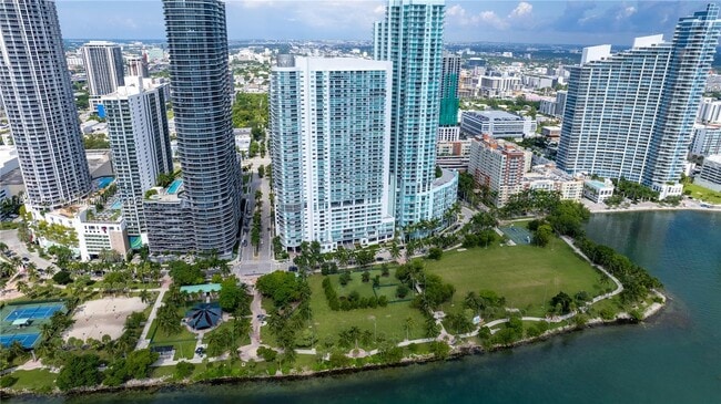 property at 1800 N Bayshore Dr
