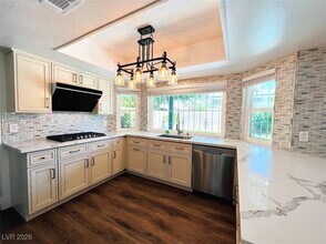 5688 Maceta Ave in Las Vegas, NV - Building Photo - Building Photo