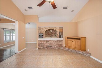 6711 Thackston Dr in Riverview, FL - Building Photo - Building Photo