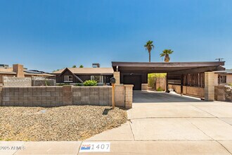 1407 E El Camino Dr in Phoenix, AZ - Building Photo - Building Photo