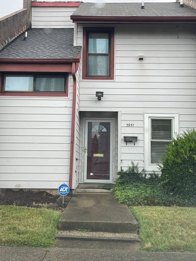 3951 Old Brook Rd in Richmond, VA - Building Photo - Building Photo