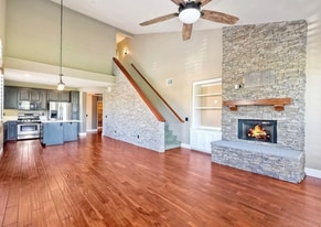 3313 Dehesa Rd in El Cajon, CA - Building Photo