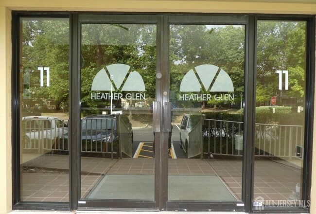 property at 1109 Stoneridge Cir