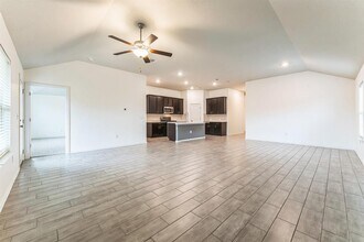 13609 Sugar Bush Path in Manor, TX - Building Photo - Building Photo