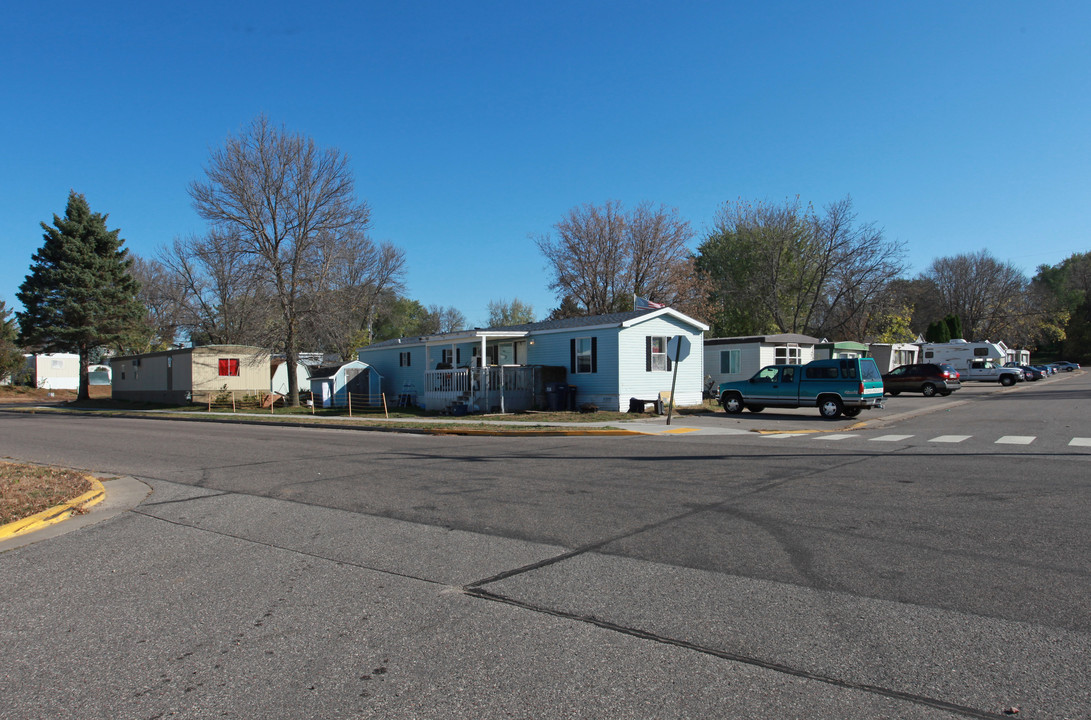 800 Canton St in Prescott, WI - Building Photo