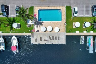 1731 SE 15th St in Fort Lauderdale, FL - Building Photo