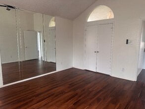 602 Reva Ridge in Stafford, TX - Foto de edificio - Building Photo