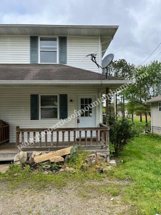 408 S 3rd St, Unit 408 S 3rd St Unit A in Flippin, AR - Building Photo