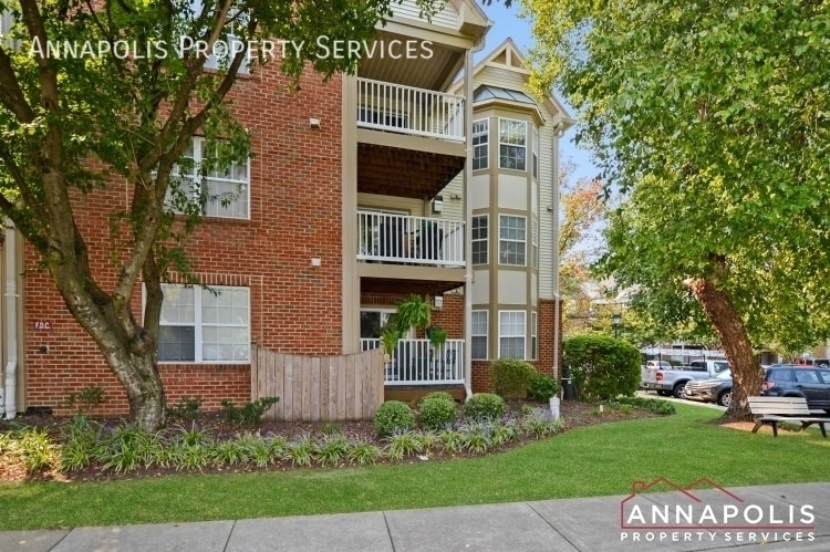621 Admiral Dr in Annapolis, MD - Building Photo