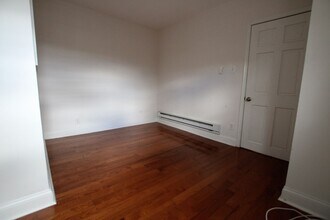 1641 S Broad St-Unit -3 in Philadelphia, PA - Building Photo - Building Photo