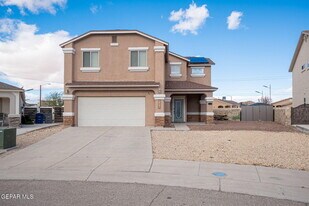 14501 Meadow Lawn in El Paso, TX - Building Photo